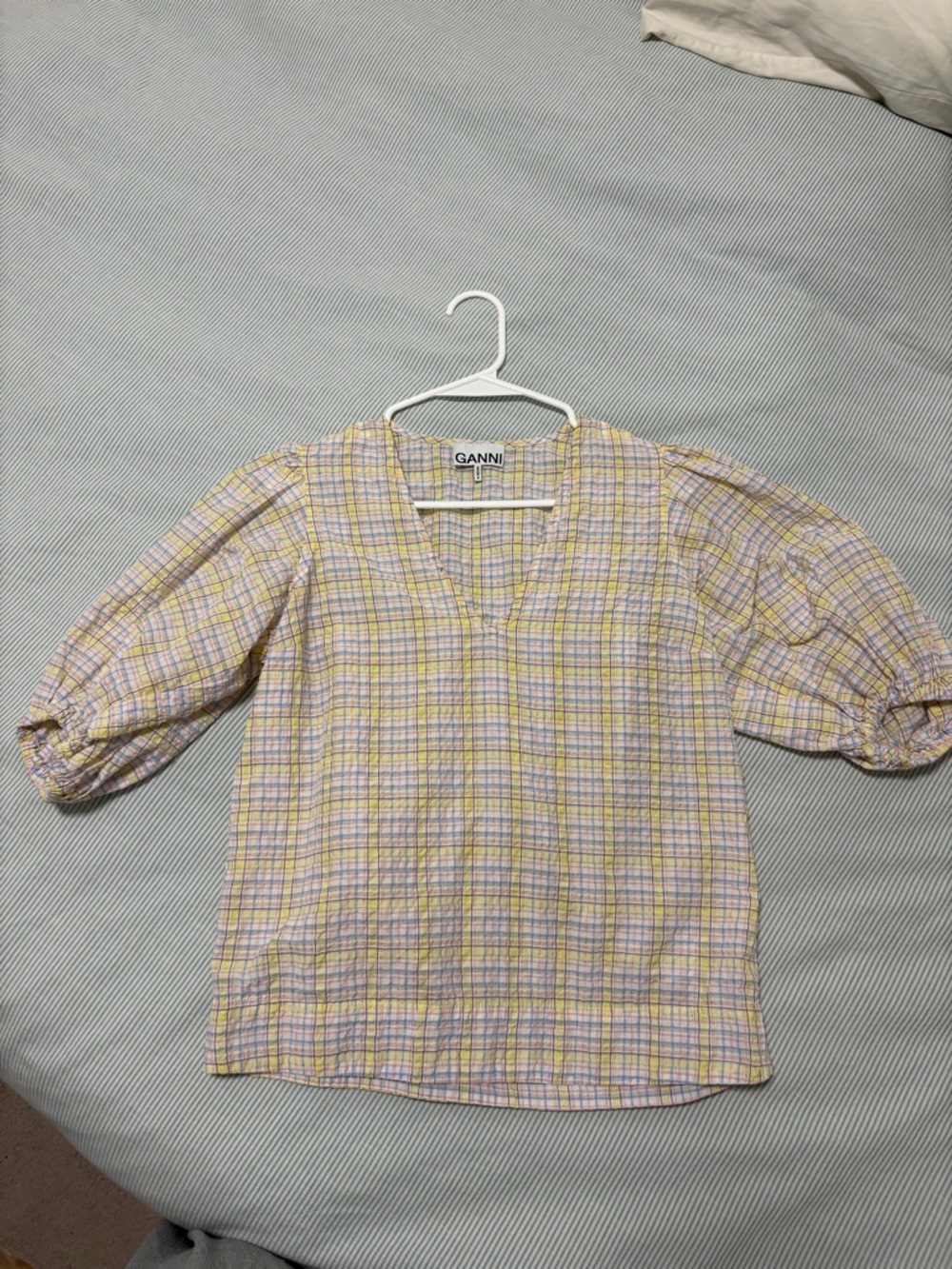 Ganni Lavender & Yellow Seersucker Plaid V-Neck Puff Sleeve Top - Picture 4 of 7
